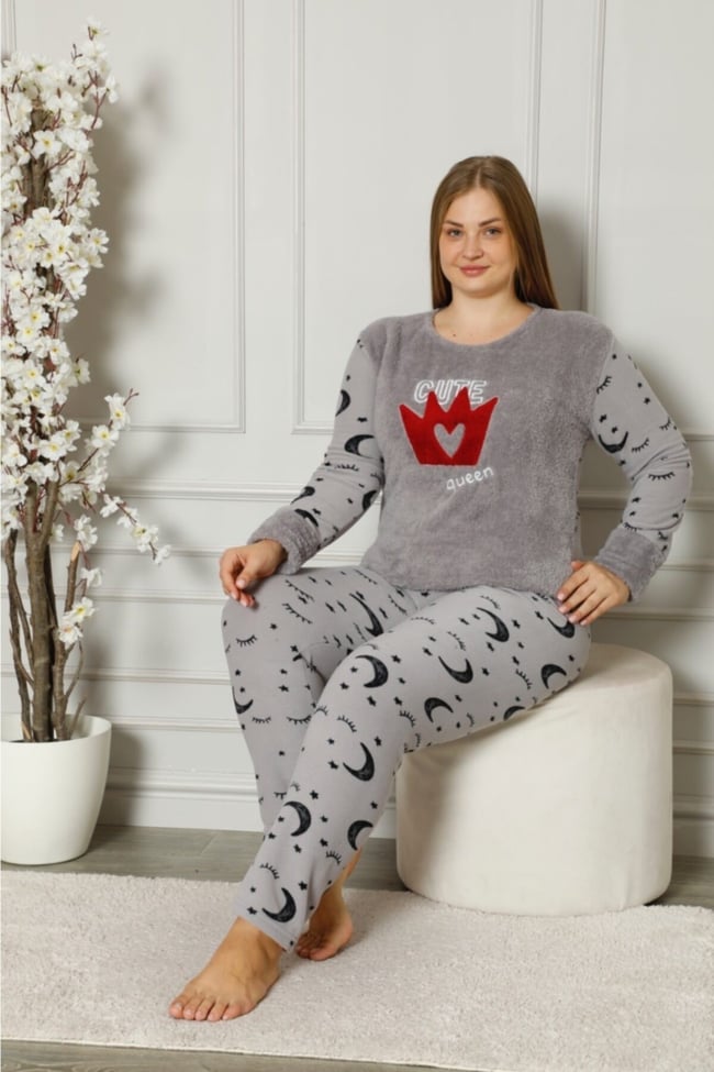 Kadın Füme Queen Yazılı Ay Yıldız Desenli Polar Peluş Pijama Takımı