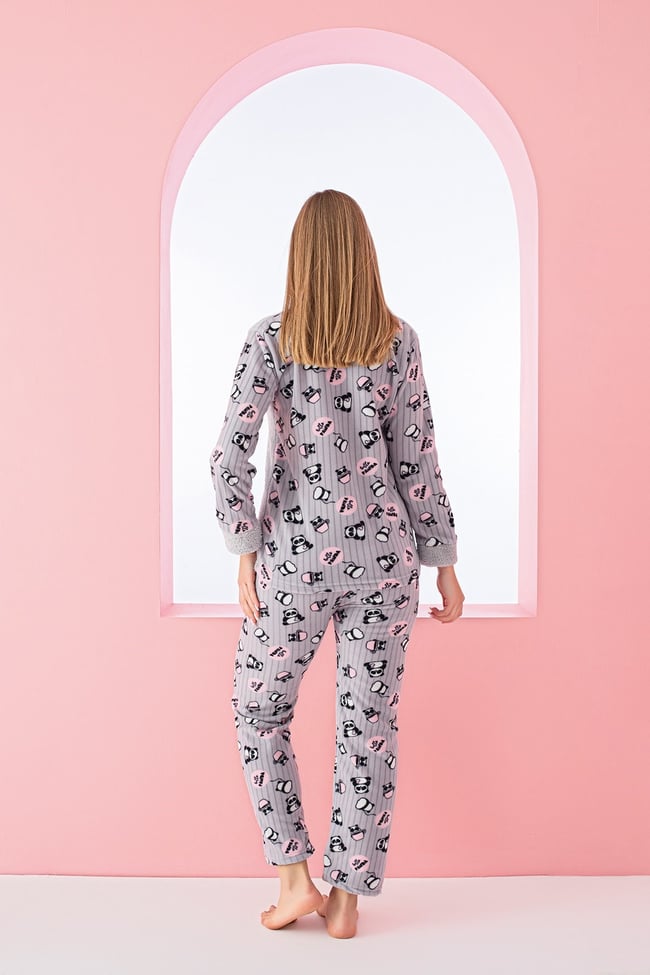 Kadın Füme Yazılı Panda Nakışlı Polar Peluş Pijama Takımı.