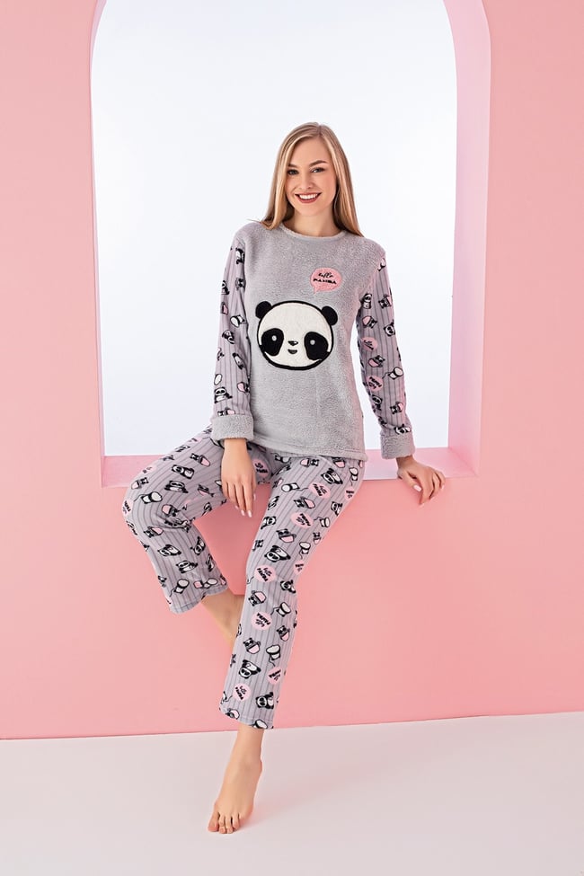 Kadın Füme Yazılı Panda Nakışlı Polar Peluş Pijama Takımı.