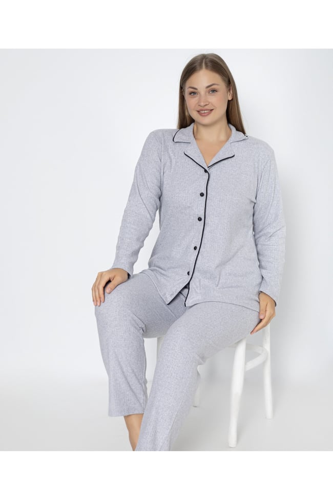 KADIN GRİ BÜYÜK BEDEN ÖNDEN DÜĞMELİ PİJAMA TAKIMI