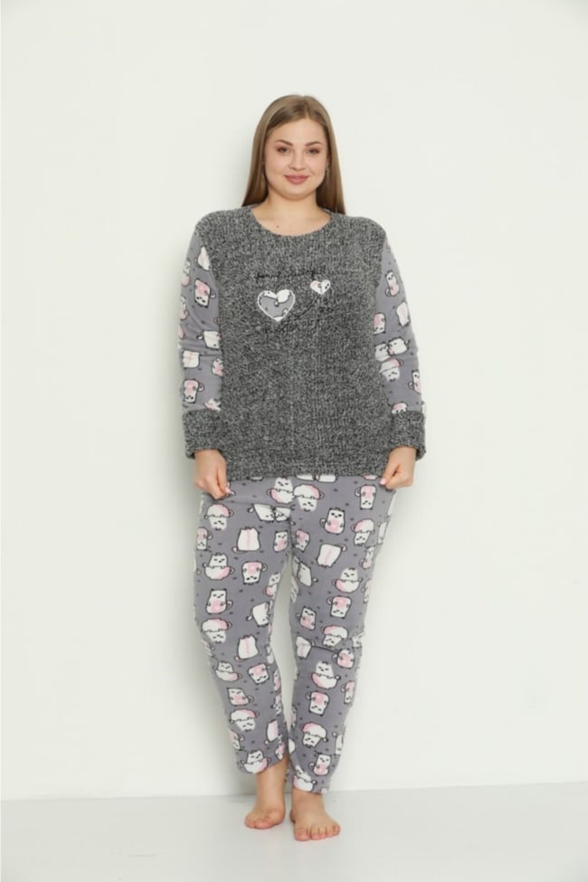 Kadın Gri Kalpli Kedicik Desenli Polar Peluş Pijama Takımı