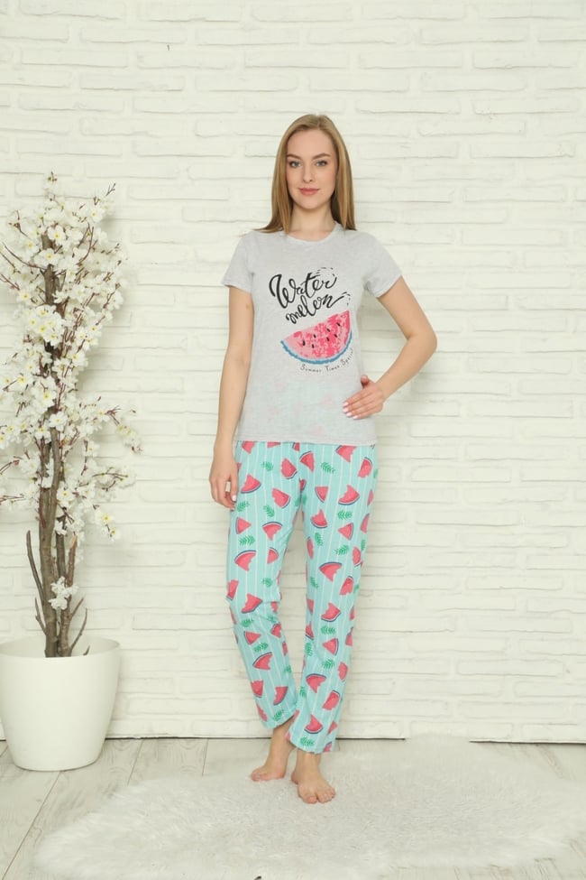 Kadın Gri Karpuz Desenli Desenli Pijama Takımı