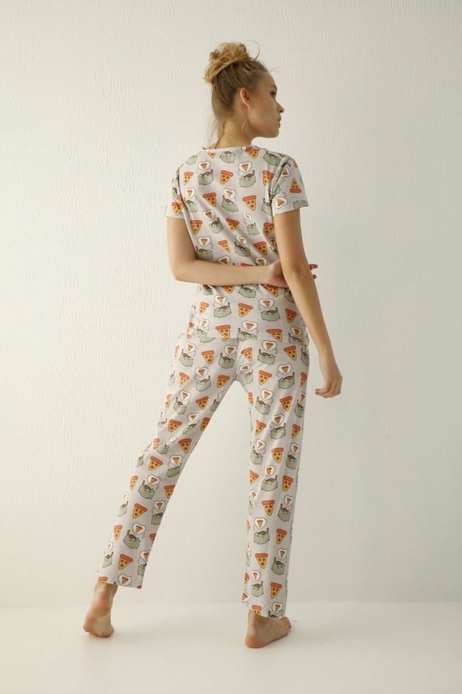 Kadın Gri Kedili Pizza Desenli Pijama Takımı