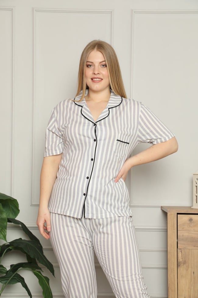 Kadın Gri Önü Düğmeli Çizgili Yakalı Pijama Takımı