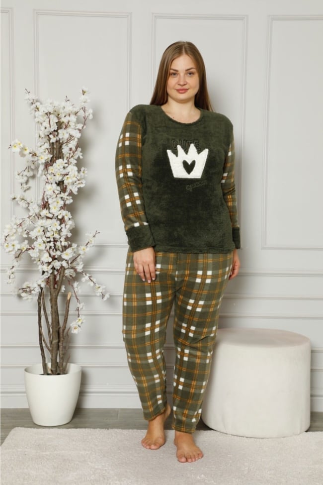 Kadın Haki Queen Yazılı Ekoseli Polar Peluş Pijama Takımı