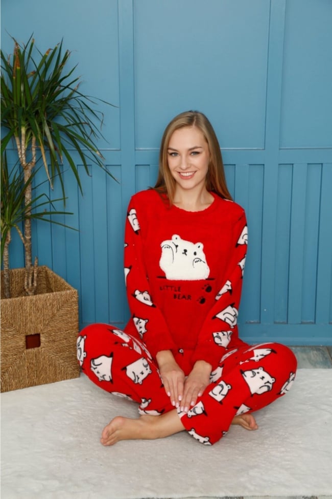 Kadın Kırmızı Ayı Nakışlı Lıttle Bear Yazılı Polar Peluş Pijama Takımı