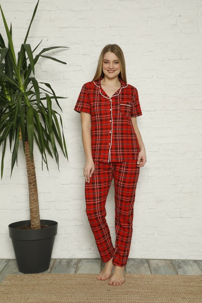 Kadın Kırmızı Ekose Desenli Düğmeli Pijama Takım