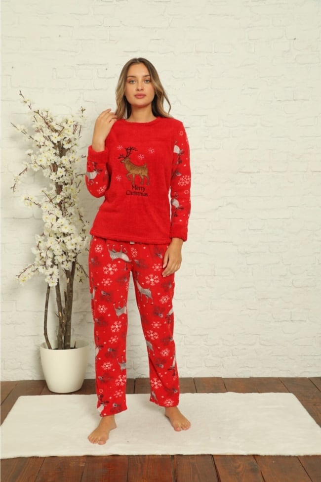 Kadın Kırmızı Geyik Desenli Polar Peluş Pijama Takımı