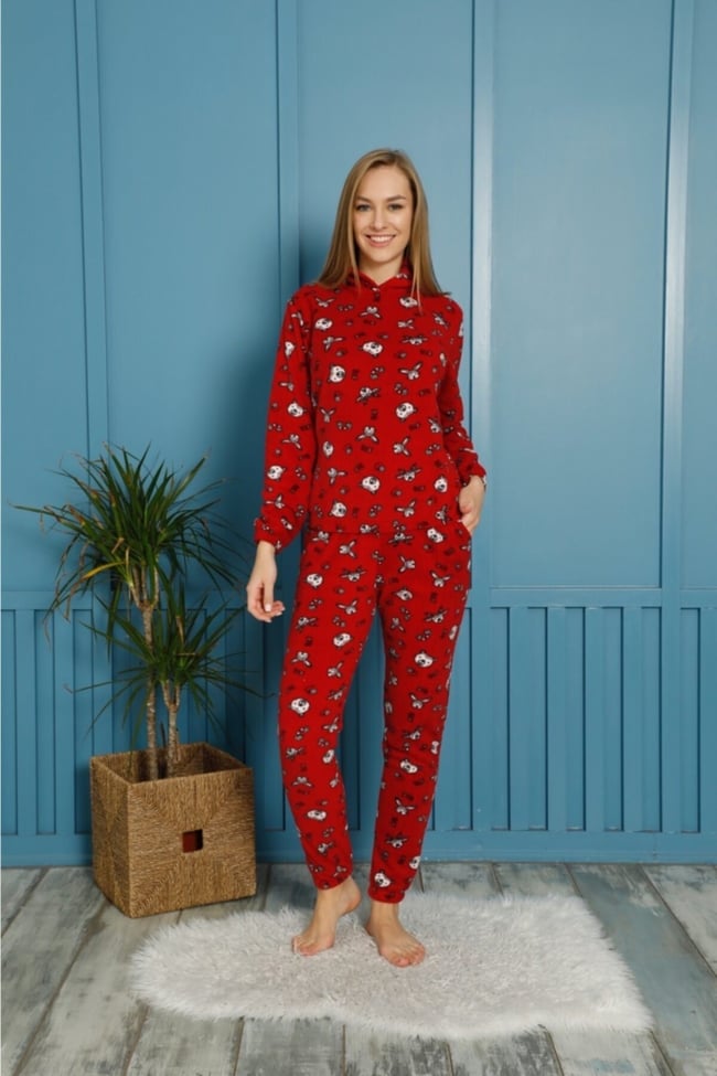 Kadın Kırmızı Hayvan Baskılı Kapüşonlu Polar Pijama Takımı.