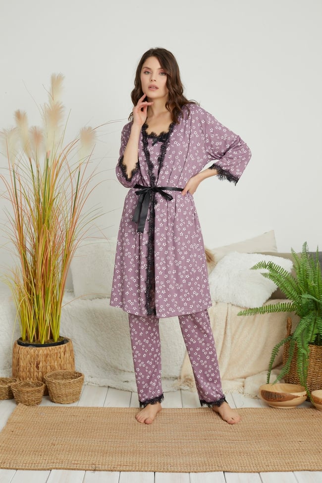 Kadın Koyu Lila Çiçek Baskılı Sabahlıklı 3 'lü Set Pegasus Pijama Takımı.