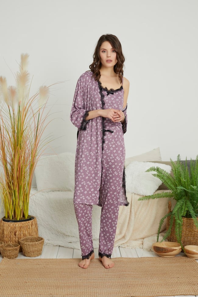 Kadın Koyu Lila Çiçek Baskılı Sabahlıklı 3 'lü Set Pegasus Pijama Takımı.