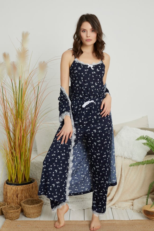 Kadın Lacivert Çiçek Baskılı Sabahlıklı 3 'lü Set Pegasus Pijama Takımı.