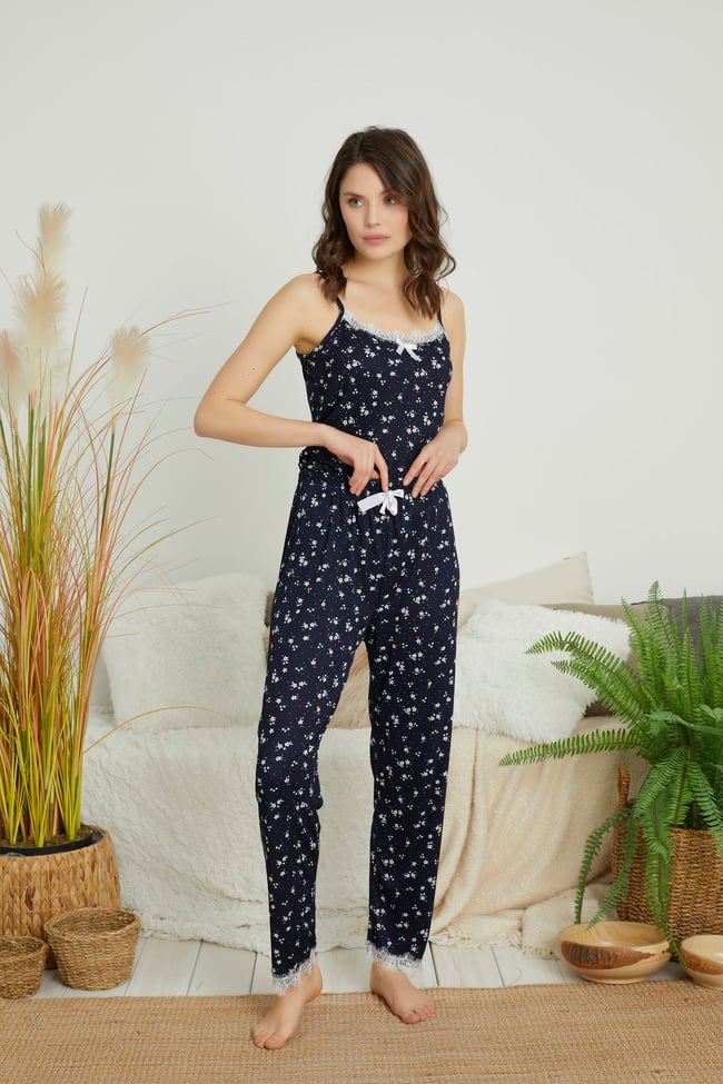 Kadın Lacivert Çiçek Baskılı Sabahlıklı 3 'lü Set Pegasus Pijama Takımı.