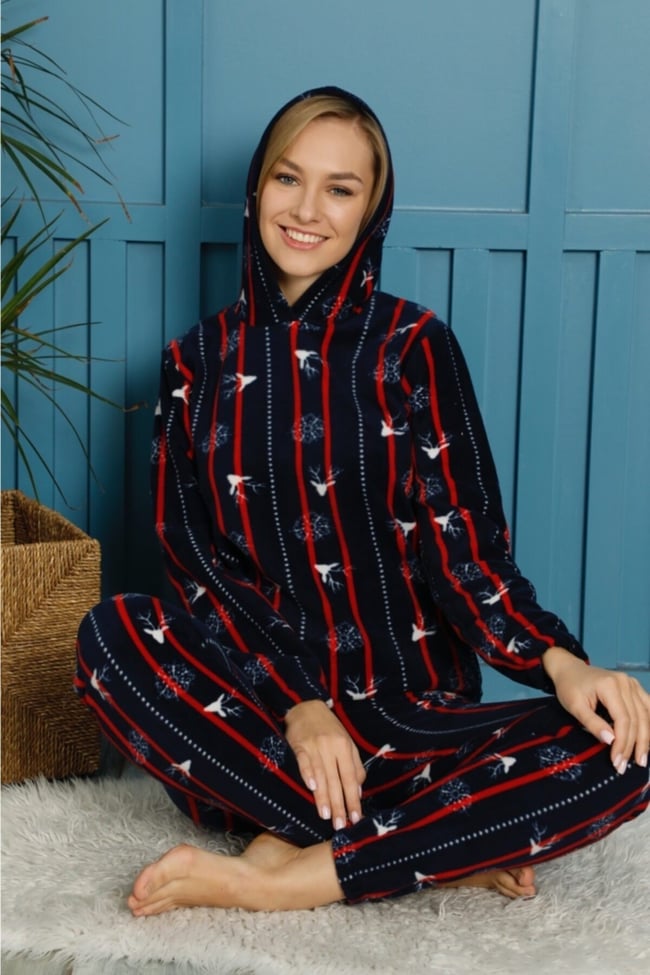Kadın Lacivert Geyik Baskılı Kapüşonlu Polar Pijama Takımı.