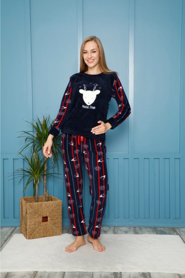 Kadın Lacivert Geyik Nakışlı Montain Dream Yazılı Polar Peluş Pijama Takımı