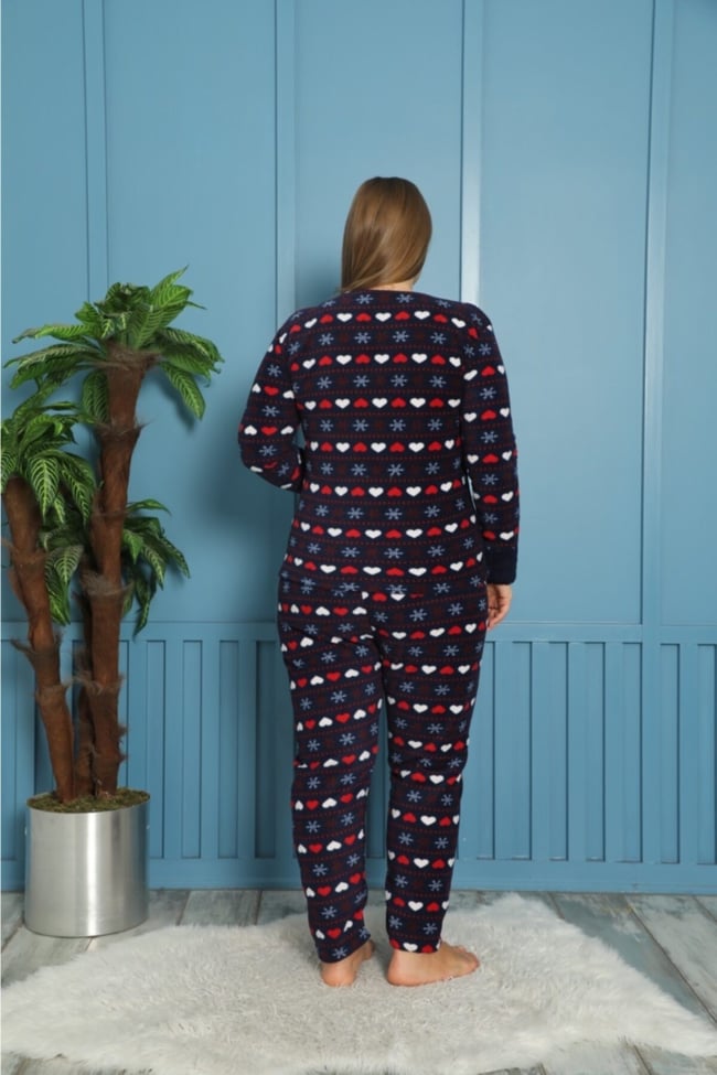 Kadın Lacivert Hello Winter Yazılı Kalpli Kar Desenli Polar Peluş Pijama Takımı