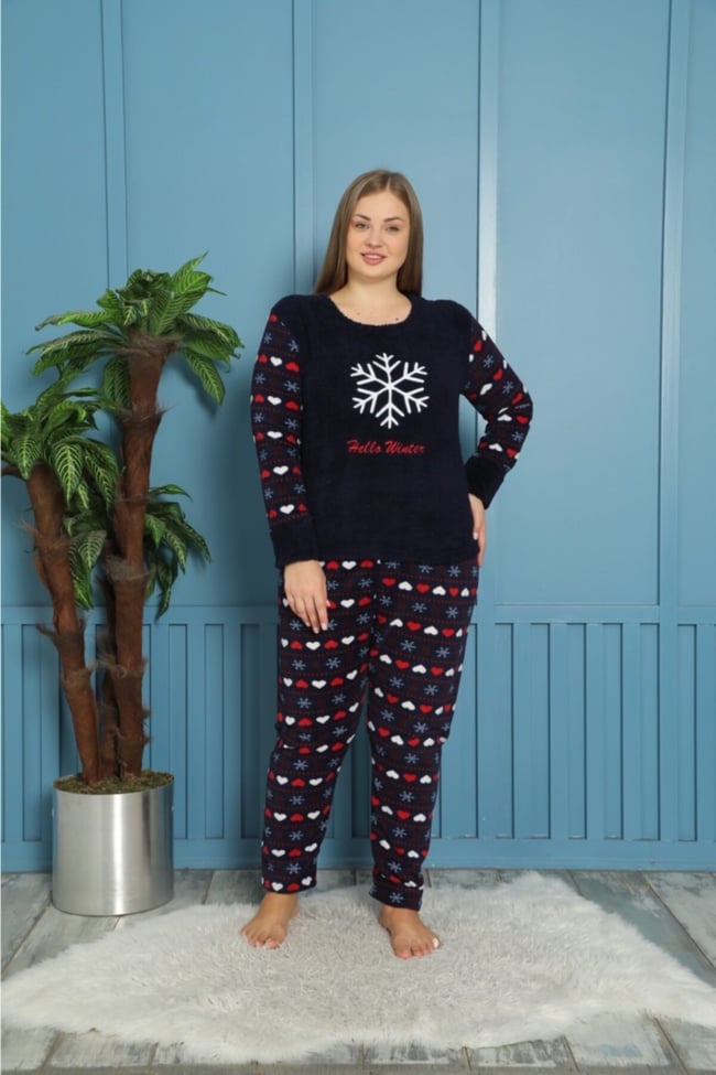 Kadın Lacivert Hello Winter Yazılı Kalpli Kar Desenli Polar Peluş Pijama Takımı