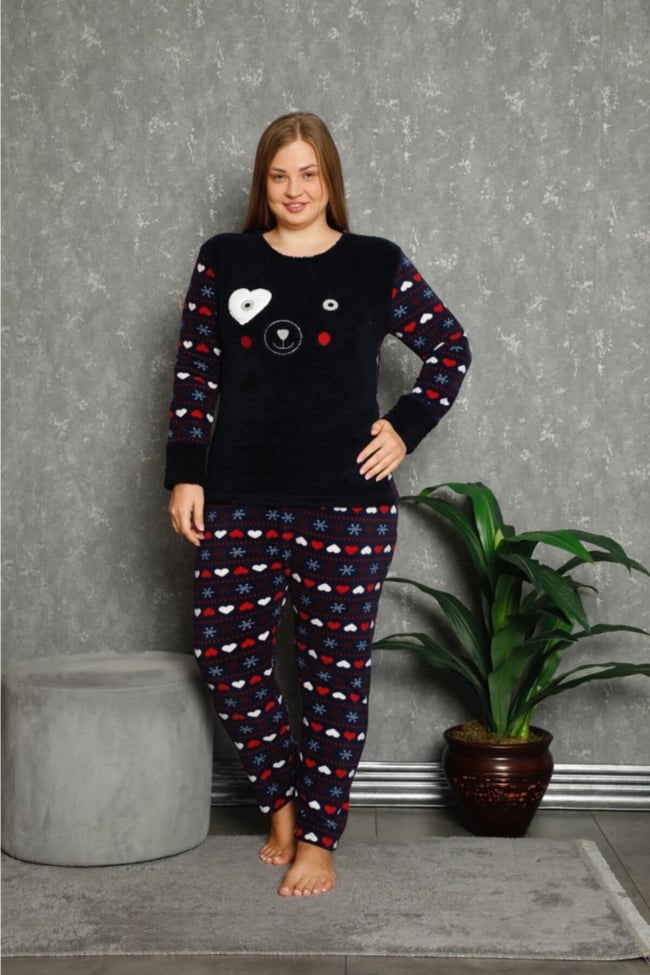 Kadın Lacivert Kalpli Ekose Desenli Polar Peluş Pijama Takımı