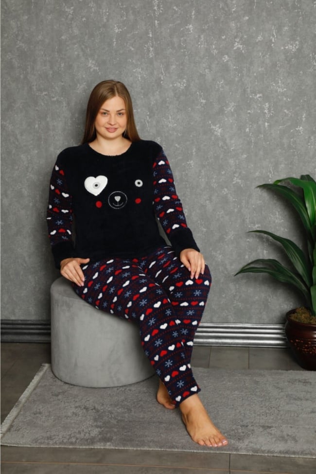 Kadın Lacivert Kalpli Ekose Desenli Polar Peluş Pijama Takımı