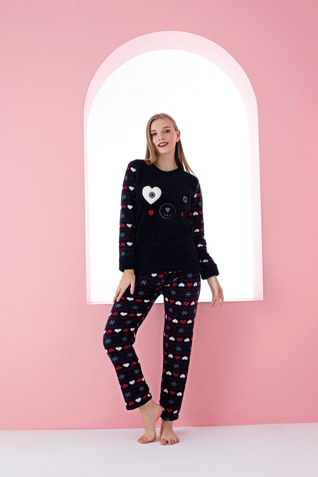 Kadın Lacivert Kalpli Göz Nakışlı Polar Peluş Pijama Takımı.