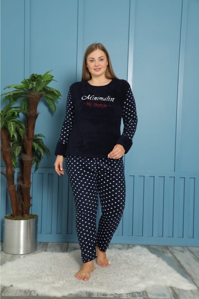 Kadın Lacivert Minimalist Yazılı Puanlı Polar Peluş Pijama Takımı