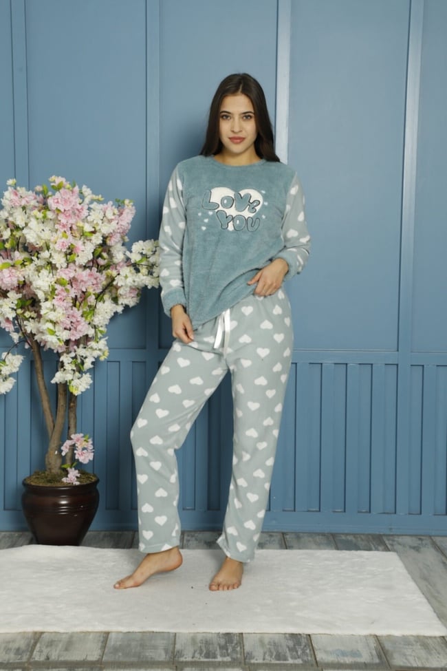Kadın Mint Yeşili Love You Nakışlı Önü Peluşlu Polar Pijama Takımı.