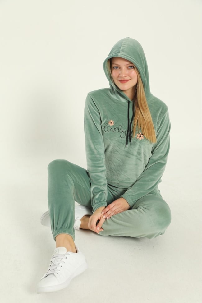 Kadın Mint Yeşili Lovely Girl Nakışlı Kapüşonlu Ve Cepli Fransız Kadife Eşofman Takımı