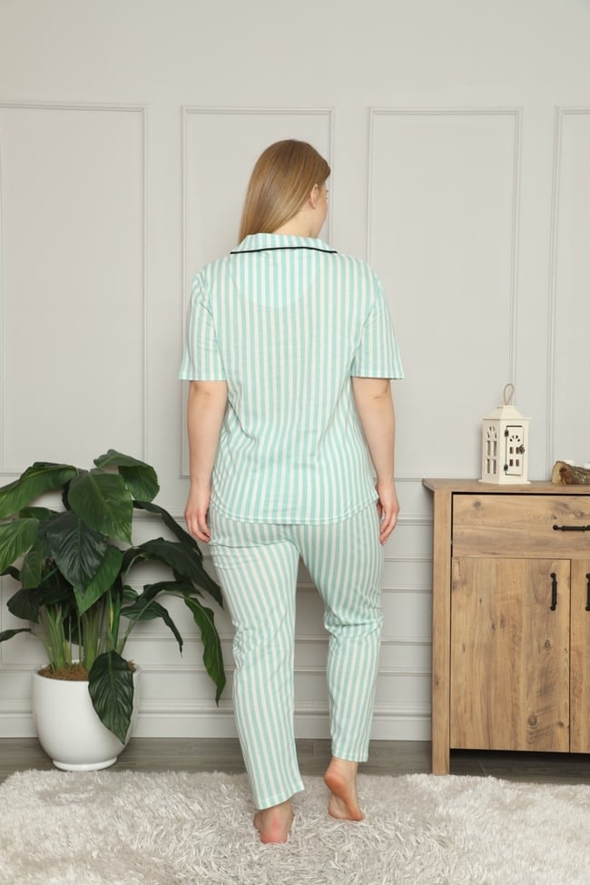 Kadın Mint Yeşili Önü Düğmeli Çizgili Yakalı Pijama Takımı