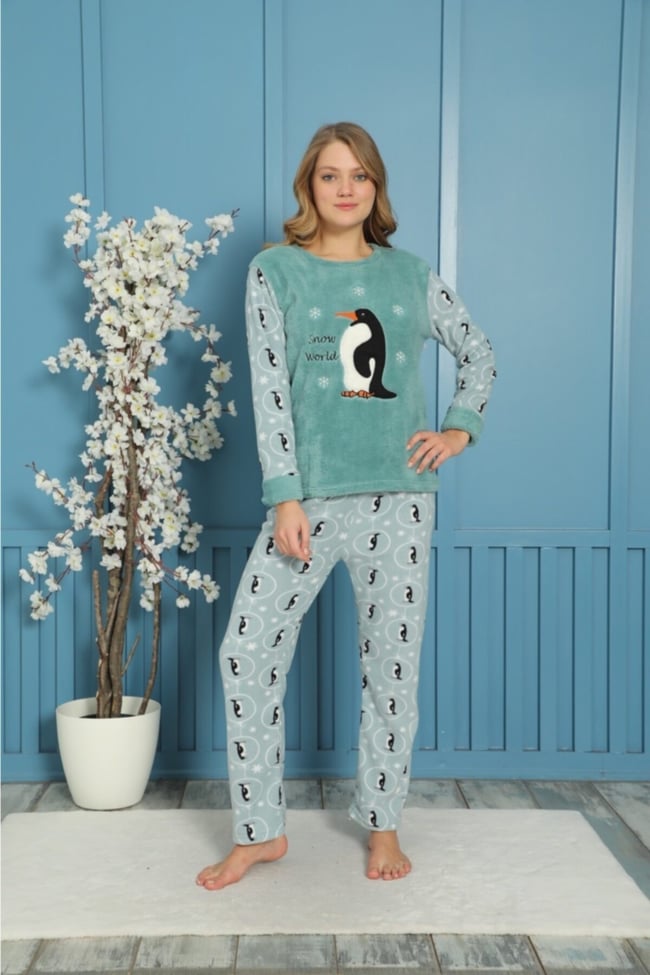 Kadın Mint Yeşili Penguen Snow World Yazılı Polar Peluş Pijama Takımı