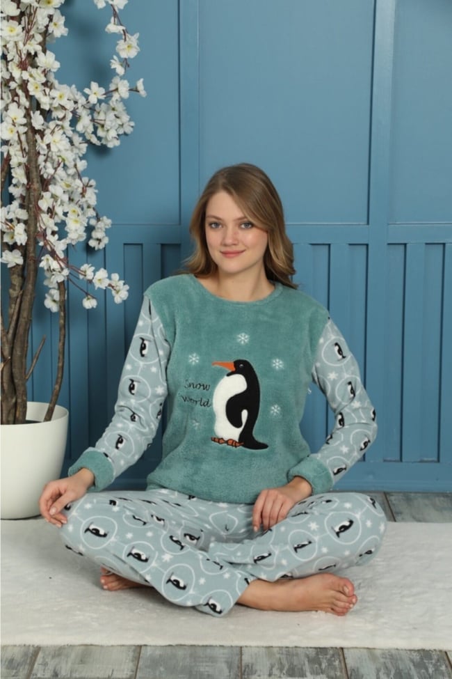 Kadın Mint Yeşili Penguen Snow World Yazılı Polar Peluş Pijama Takımı