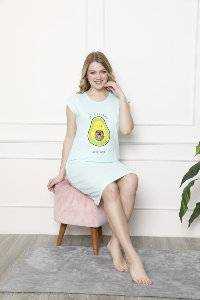 Kadın Mint Yeşili Renkli Büyük Avocado Desenli Gecelik Elbise