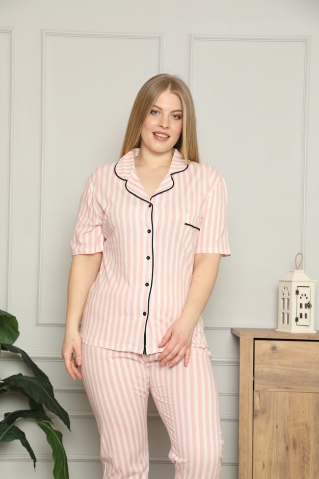 Kadın Pembe Önü Düğmeli Çizgili Yakalı Pijama Takımı