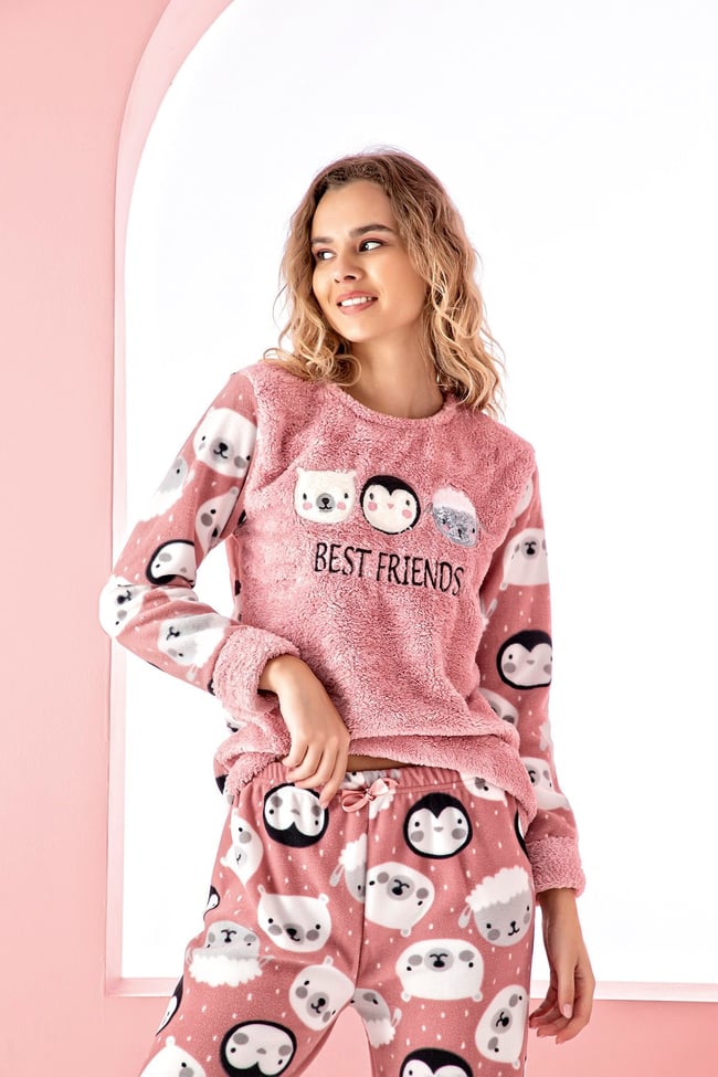 Kadın Pudra Ayıcık Arkadaşlar Nakışlı Polar Peluş Pijama Takımı.