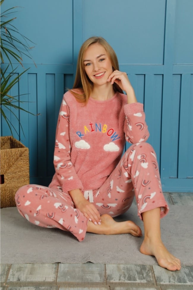Kadın Pudra Bulut Baskılı Raınbow Yazılı Polar Peluş Pijama Takımı