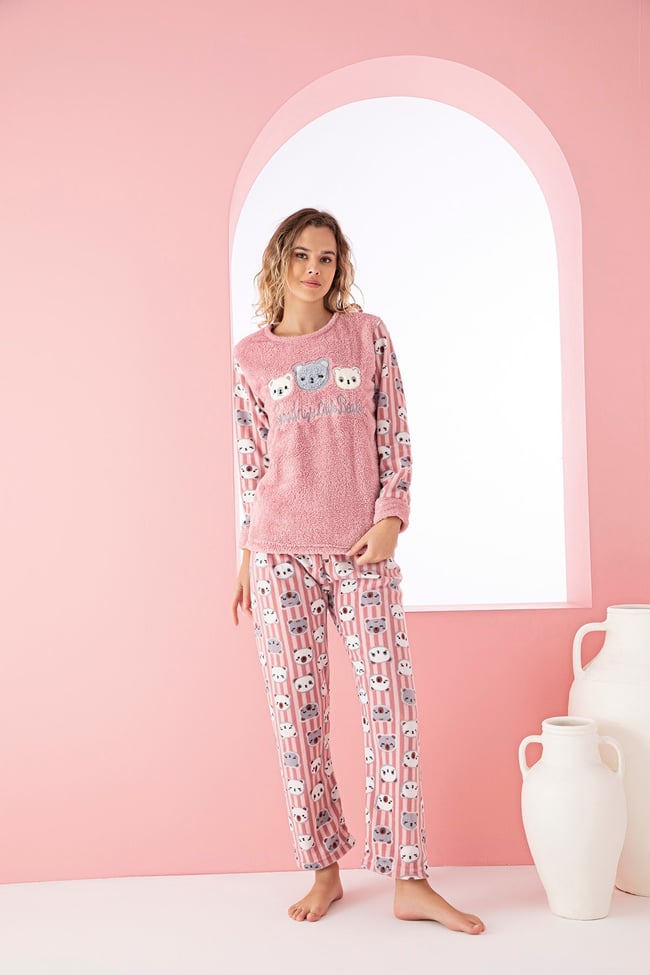 Kadın Pudra Çizgili Ayıcık Yazı Nakışlı Polar Peluş Pijama Takımı.