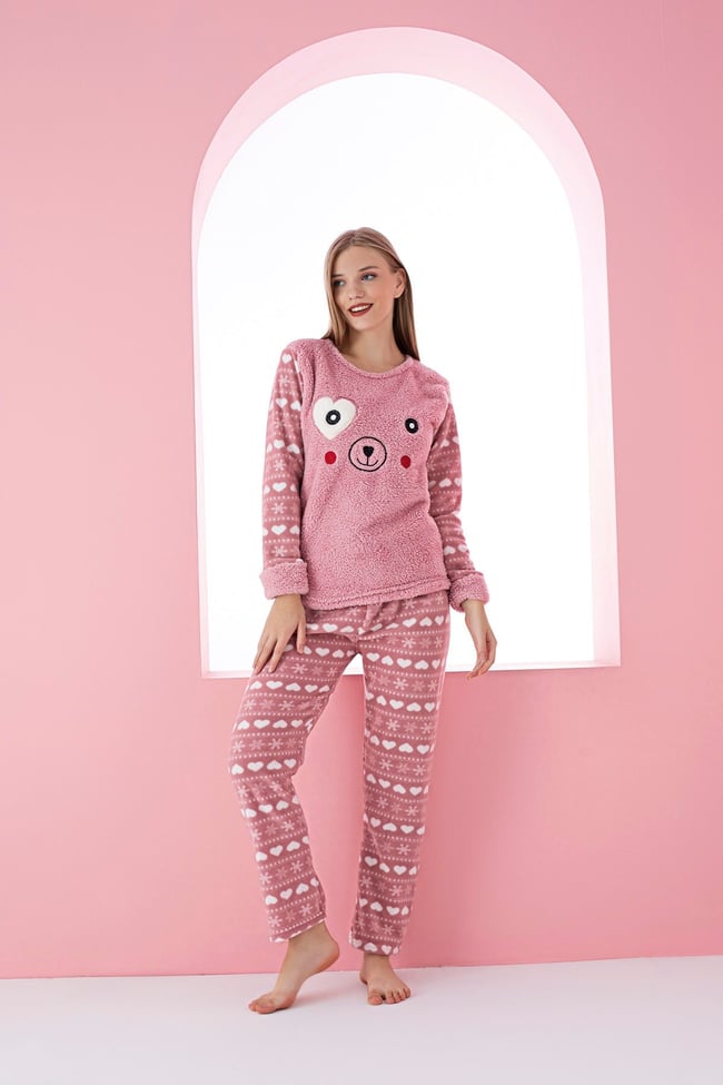 Kadın Pudra Kalpli Göz Nakışlı Polar Peluş Pijama Takımı.
