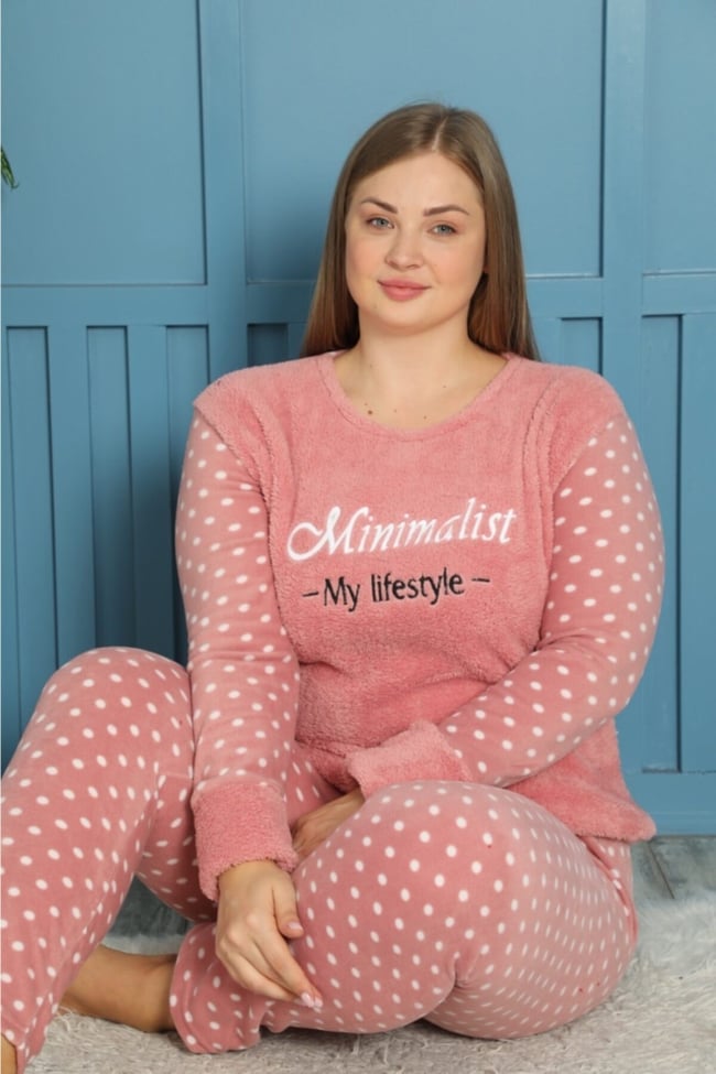 Kadın Pudra Minimalist Yazılı Puanlı Polar Peluş Pijama Takımı