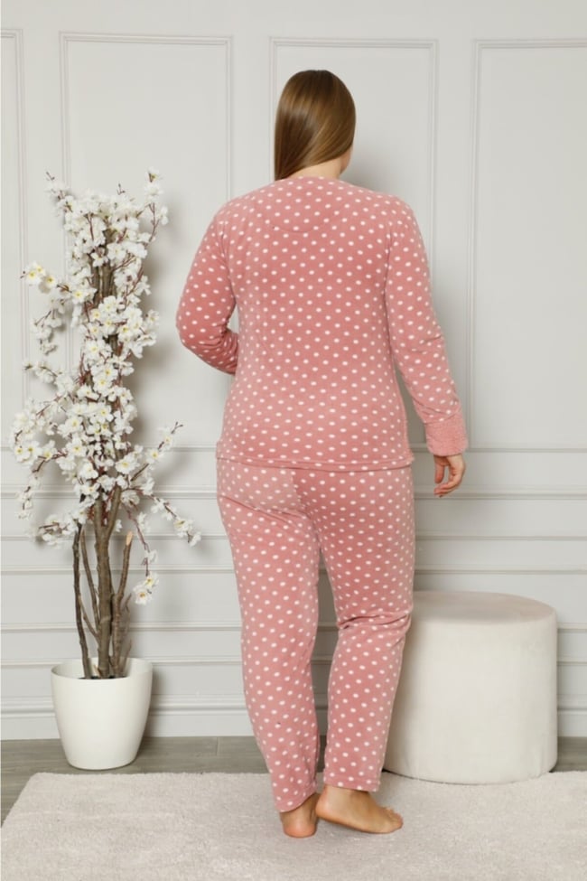 Kadın Pudra Queen Yazılı Puanlı Polar Peluş Pijama Takımı
