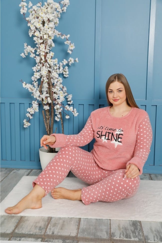 Kadın Pudra Shıne Yazılı Puanlı Polar Peluş Pijama Takımı