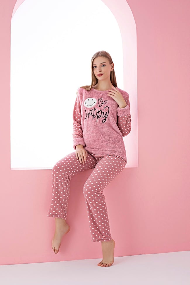 Kadın Pudra Smile Be Happy Yazı Nakışlı Polar Peluş Pijama Takımı.