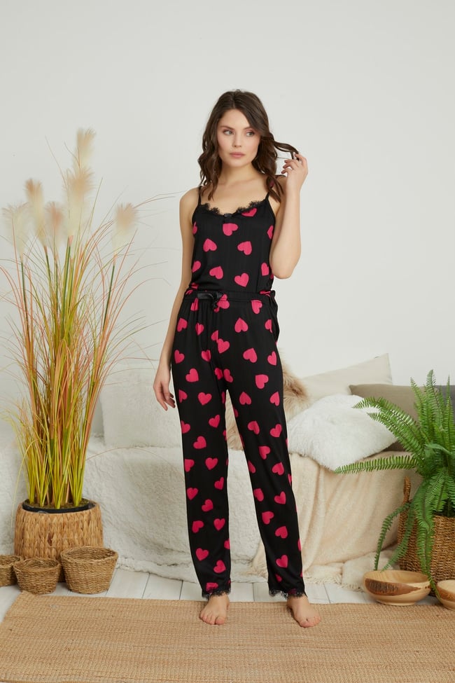 Kadın Siyah Fuşya Kalp Baskılı Sabahlıklı 3'lü Set Pegasus Pijama Takımı .