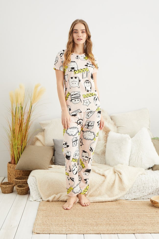 Kadın Somon Boom Baskılı Pijama Takımı.