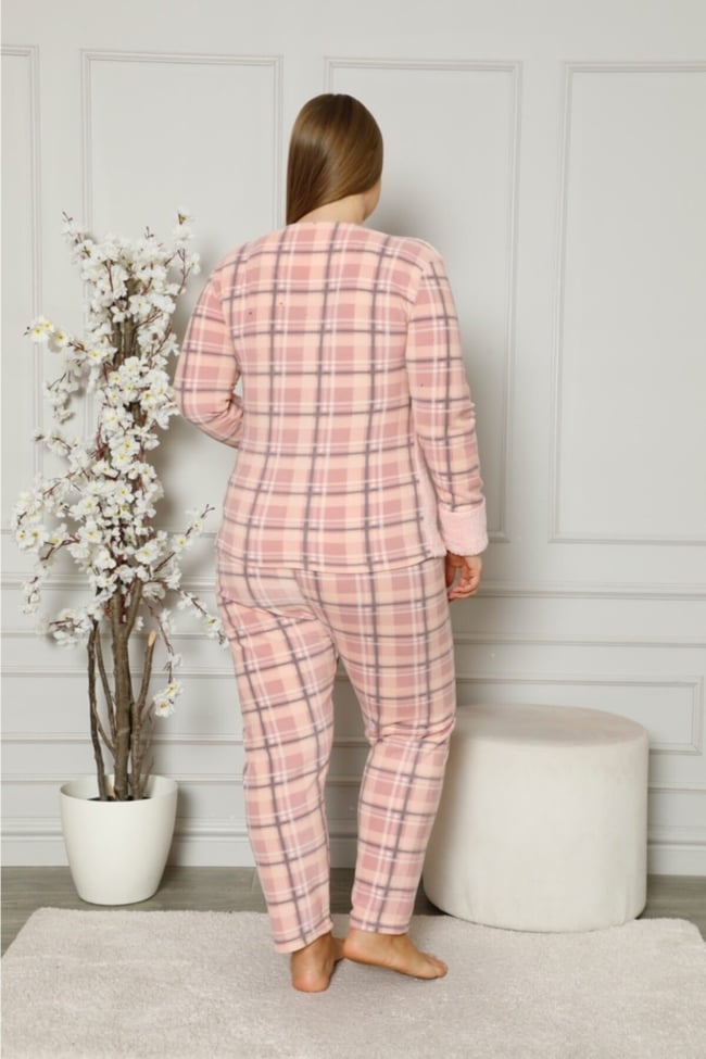Kadın Somon Queen Yazılı Ekoseli Polar Peluş Pijama Takımı