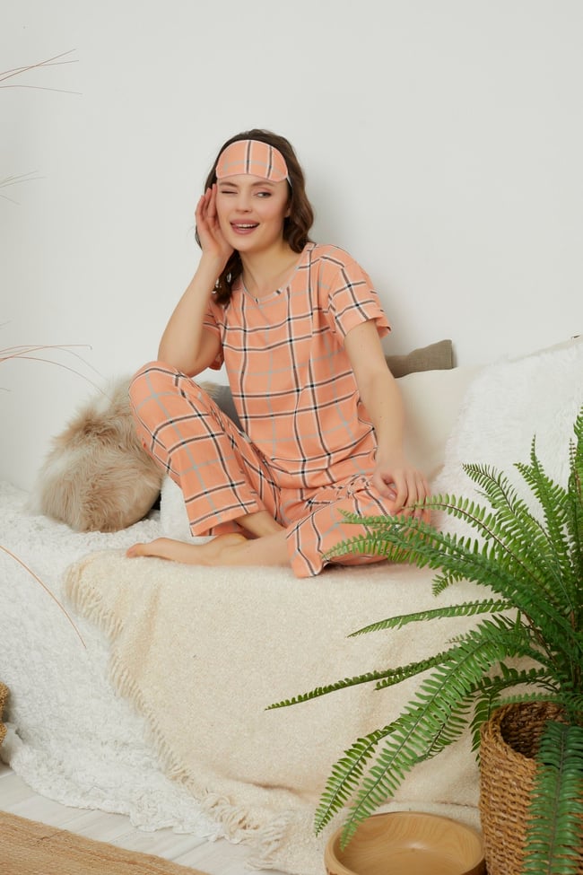 Kadın Somon Siyah Çizgili Ekoseli Kısa Kollu Altı Uzun Pijama Takımı.
