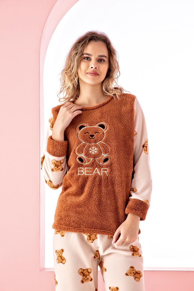 Kadın Tarçın Sevimli Ayıcık Nakışlı Polar Peluş Pijama Takımı.