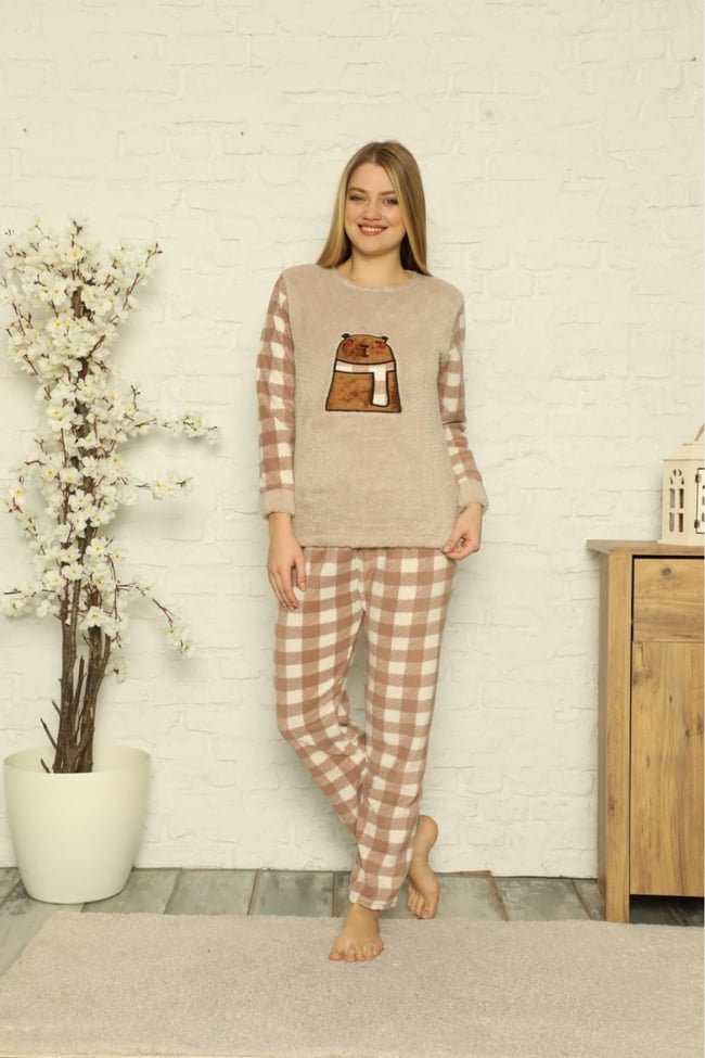 Kadın Taş - Beyaz Ekoseli Ayıcıklı Polar Pijama Takım
