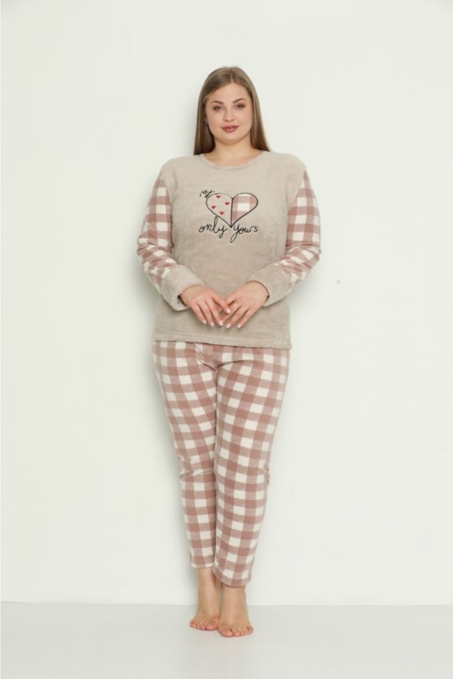 Kadın Taş Büyük Kalpli Ekose Desenli Polar Peluş Pijama Takımı