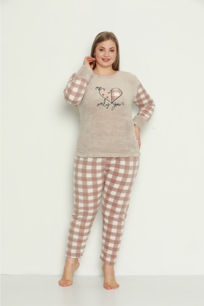 Kadın Taş Büyük Kalpli Ekose Desenli Polar Peluş Pijama Takımı