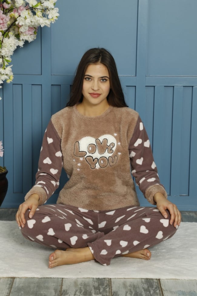 Kadın Vizon Yeşili Love You Nakışlı Önü Peluşlu Polar Pijama Takımı.