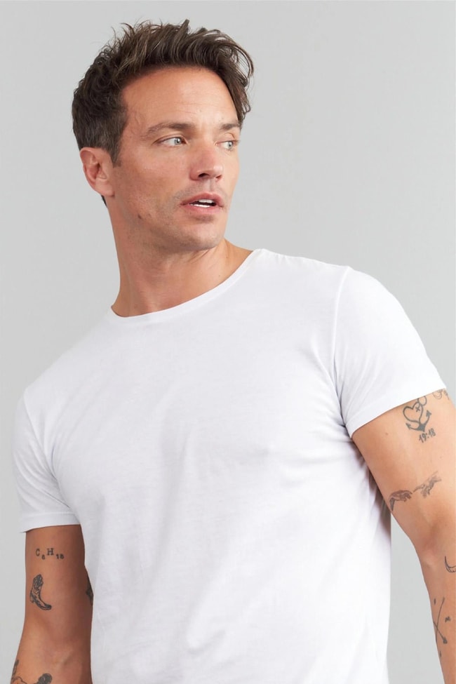 Çetinkaya Mentality 2772B Erkek Slim Fit Bisiklet Yaka 3lü Siyah-Beyaz-Lacivert Tişört Paketi %100 Pamuk